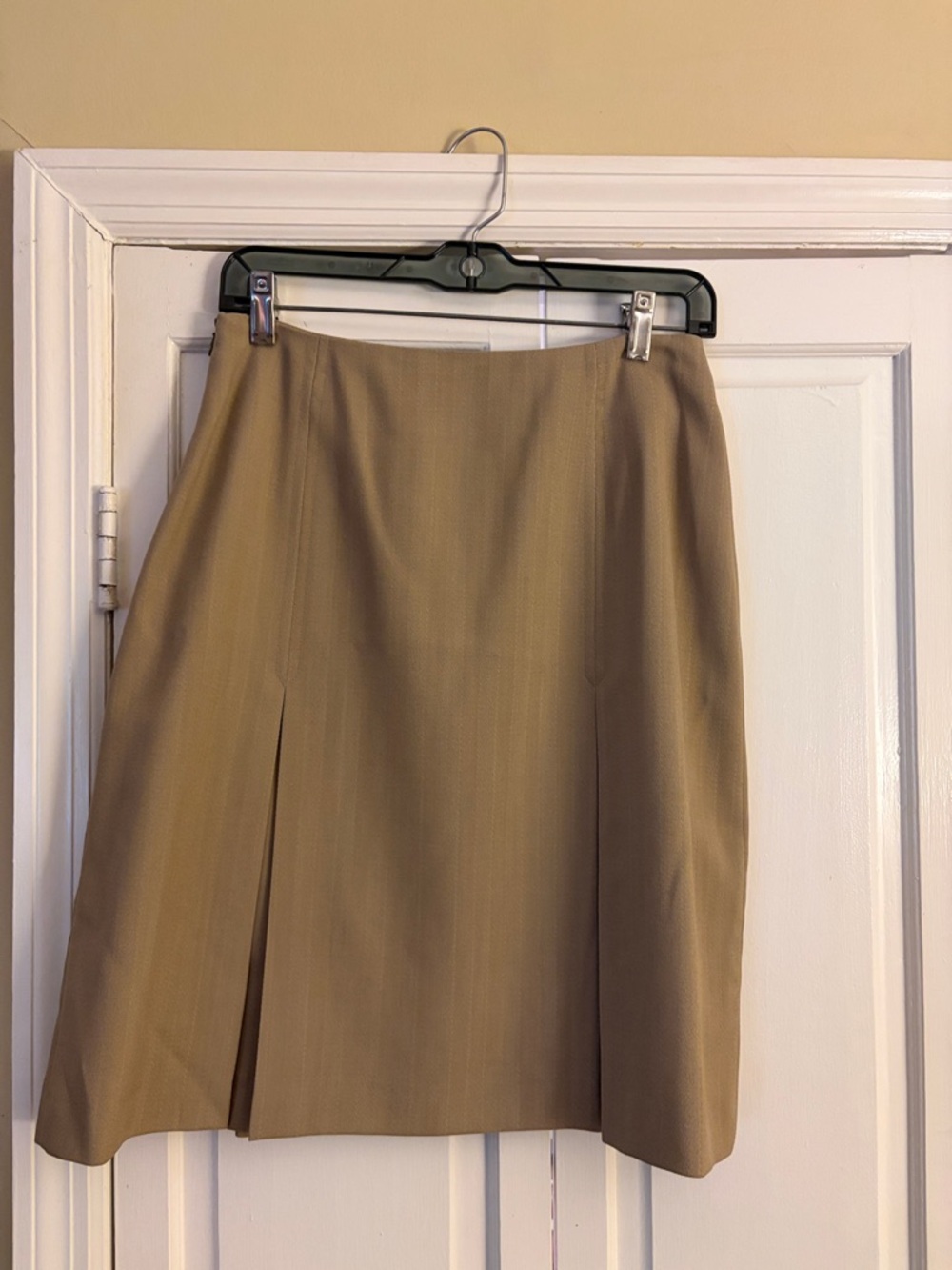 Barbara Cavestro vintage Italian Classic Women's Tan Pencil Skirt